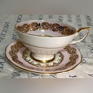 Royal  Standard Fine Bone 🦴 China England Tea Cup & Saucer